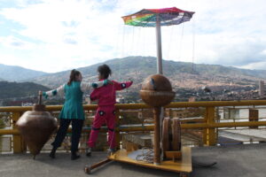 La ciudad y los juegos tradicionales